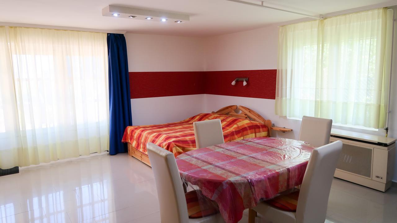 Magyar Apartmanhaz Iv. Zalakaros Exterior foto